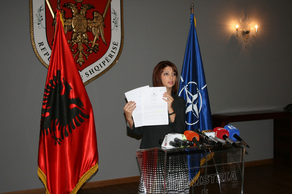 Lorisa Ylli: Vendimi gjykatës Durrës le hapësira që anash Torres të ndërtohet.