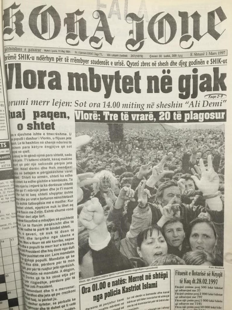 Gazeta “Koha JONE” fletushka kryesore që bënte thirrje pë shkatërrimin e shtetit në 97-ën. Foto