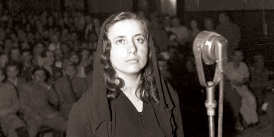 Musine Kokalari, gruaja që trembi komunistët. Ja pseudonimet e 20 sigurimsave.