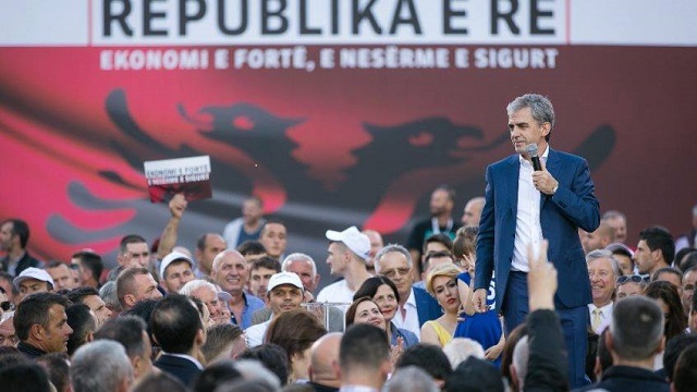 Nga Enver Bytyçi/ Diferenca e PD-së dhe Flamur Hoxhës me kundërshtarin politik duhet të përkthehet në votë