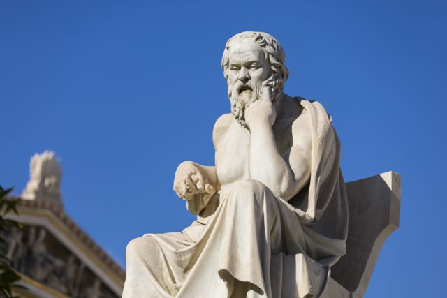 Ja sekreti i Sokratit për t’iu mbyllur gojën thashethemexhinjve.