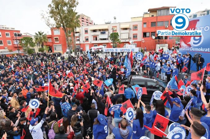 Basha në Vlorë: “Të dielën Rama largohet bashkë me kriminelët”