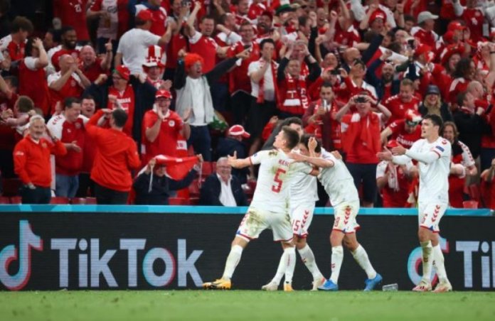 Danimarka shkatërron Rusinë 4-1