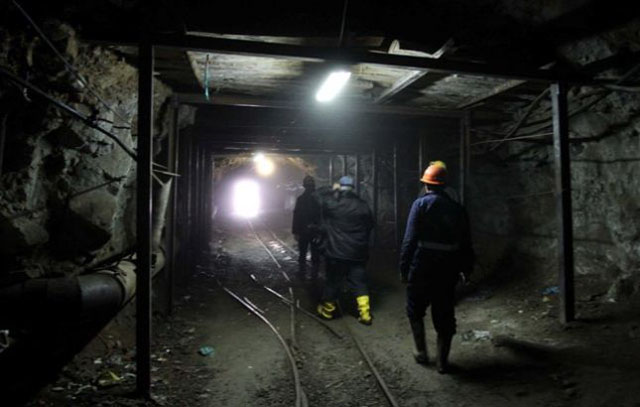 Aksidentohet 30-vjeçari në minierën e Albchrome, ngjarja mbahet e fshehtë nga Policia