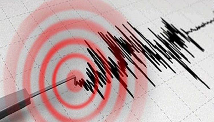Indonezia goditet nga një tërmet i fuqishëm me magnitudë 7.1 ballë