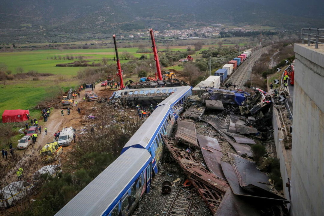 Përplasja e trenave/ Gazetarët grekë: Kemi përgjegjësi për aksidentin