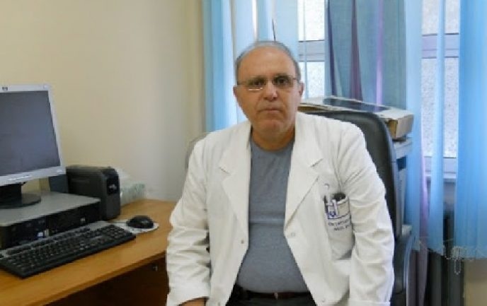 Mjekut Tritan Kalo i ndërpritet puna si mjek në QSUT