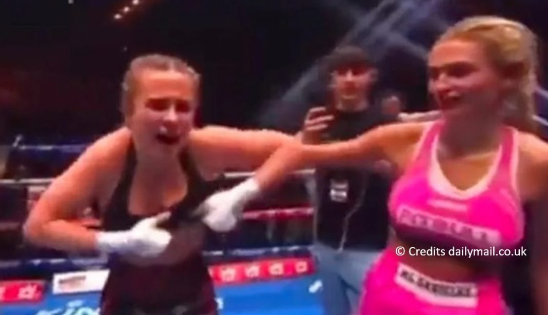 VIDEO/ S’e përballon emocionin e fitores, feston duke treguar gjoksin në ring
