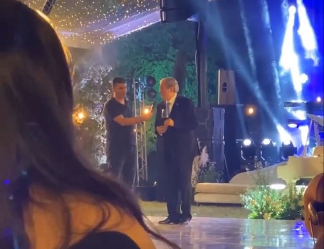 VIDEO/ Berisha i ftuar në  një dasmë në Tropojë