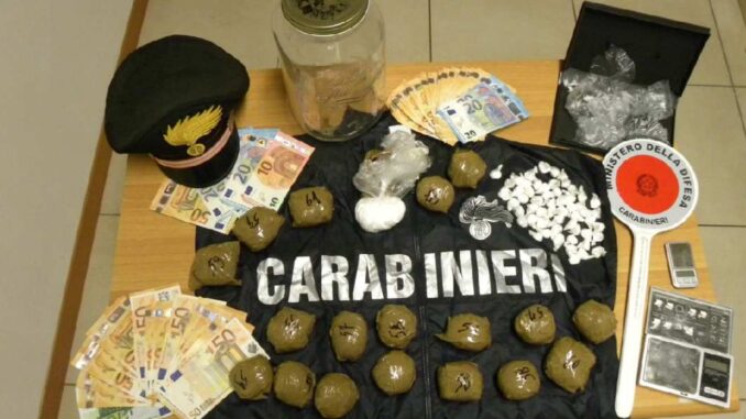 Kokainë brenda në kavanoz, arrestohen dy  shqiptarë në Itali
