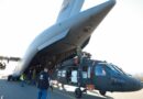 Mbërrijnë në Shqipëri dy helikopterët amerikanë  ‘Black Hawk’
