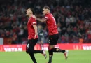 Kuqezinjtë dominojnë Bjellorusinë dhe marrin 3 pikë të merituara