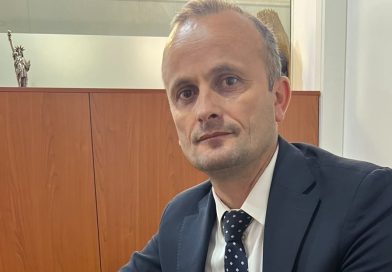 Teoria e revolucionit një teori e dështuar nga e cila nuk kemi marrë akoma mësim.